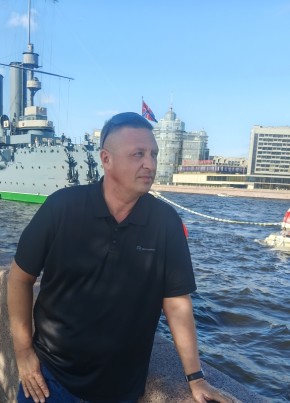 Олег из Москвы 47 лет