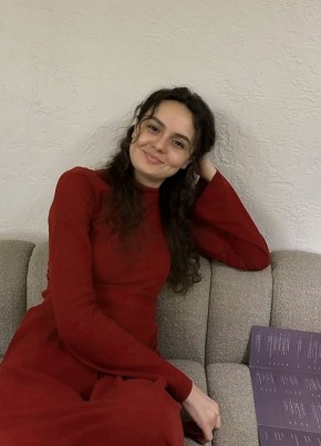 Оля из Омска 25 лет