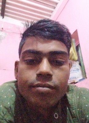Karan Ojha, 25, India, Pāthardih