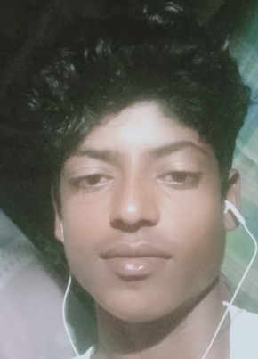 Moynul, 18, India, Dimāpur