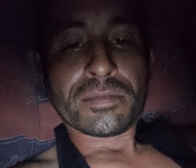 Rodrigo, 19, Juan Jose Rios