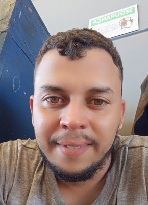 Erick из Cuiabá 29 лет