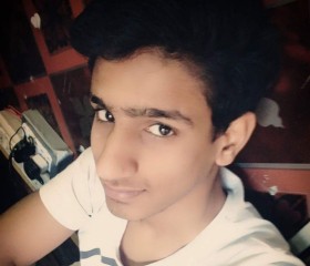 Affan, 24, Sur
