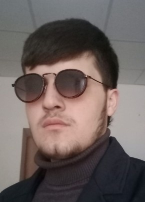 Мубориз из Черепаново 24 года