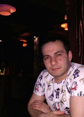 Альберт, 34, Россия, Саратов