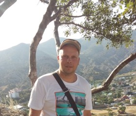 Konstantin, 48, Murmansk