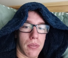 Alex, 18, City of London