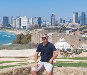 Vadim Olevschi, 42, Tel Aviv