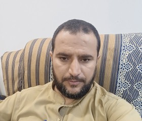 Moneeb, 20, Kahuta