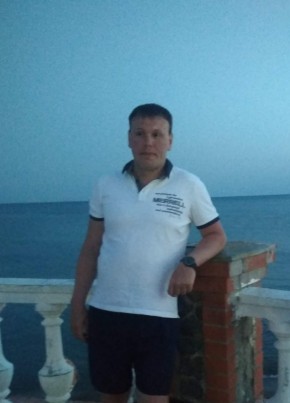 Илья, 36, Россия, Первоуральск
