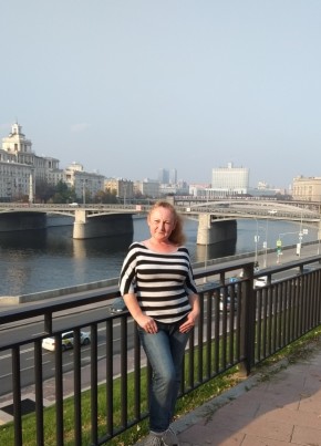 Елена, 55, Россия, Москва