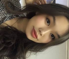 Albina, 20, Piterka