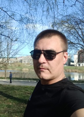 Валентин, 41, Россия, Тверь