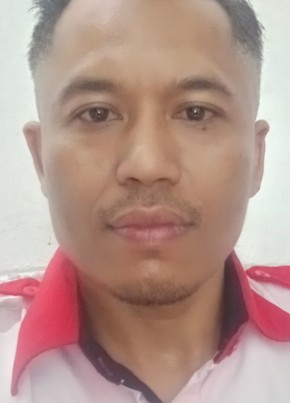 lon, 42, Indonesia, Kebomas