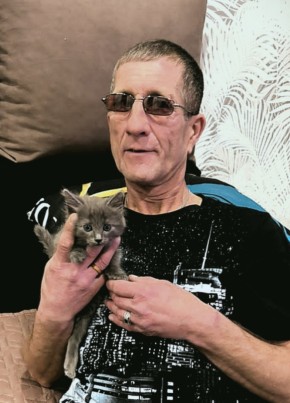 Владимир из Орска 53 года