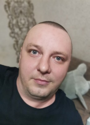 Антон, 38, Россия, Ачинск