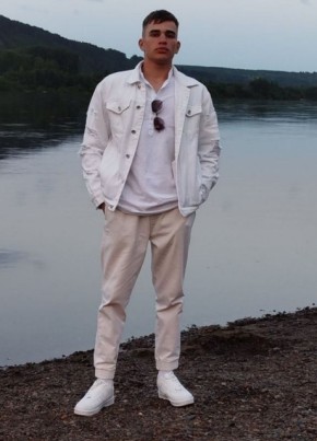 Alexey из Новосибирска 18 лет
