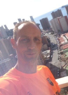 Gabor, 49, Estado Español, Benidorm