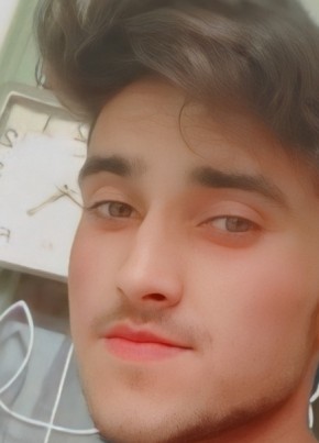 Kashif Khan, 21, India, Jalālābad (State of Uttar Pradesh)