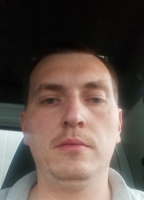 Антон, 33, Россия, Новотитаровская