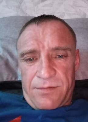 Максим из Канска 42 года
