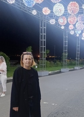 Наталья из Саратова 52 года