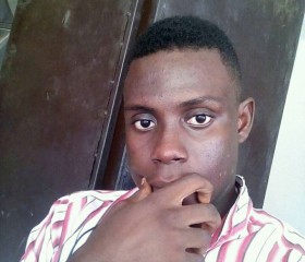 kenneth, 26, Akim Oda