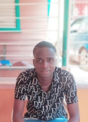 Melvin, 21, República de Santo Domingo, Villa Francisca