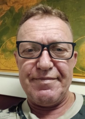 Андрей из Ноглики 46 лет