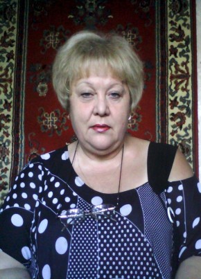 Елена, 69, Россия, Москва