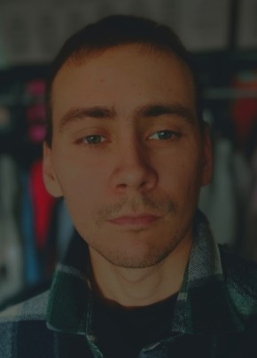 Максим, 31, Россия, Омск