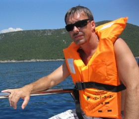 Олег, 46 лет, Хоста