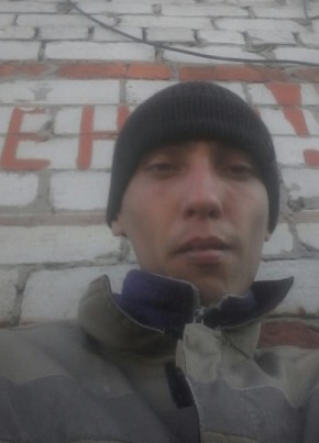Владимир, 34, Россия, Омутинское