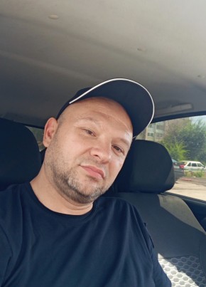 Константин из Волгограда 44 года