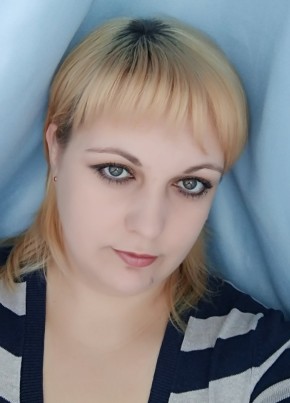 Марина, 39, Россия, Дергачи