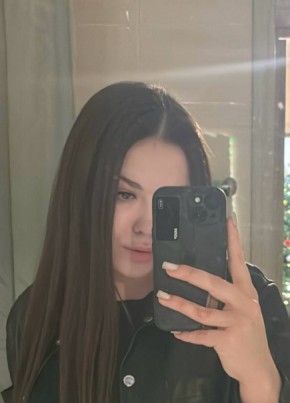 Алина из Воронежа 25 лет