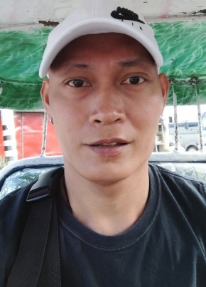 Jhulianraver из Quezon City 44 года