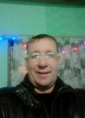 Андрей, 48, Россия, Залари