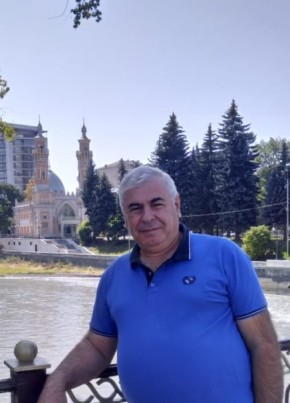 Михаил, 59, Россия, Санкт-Петербург