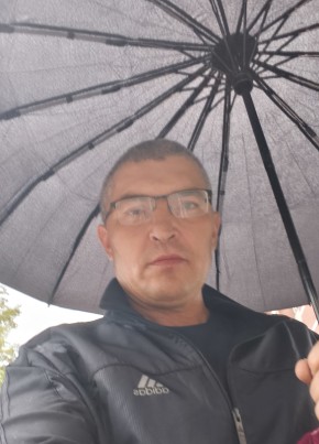 Денис из Екатеринбурга 39 лет