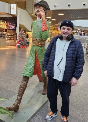 Dima, 46, Russia, Kholmogory