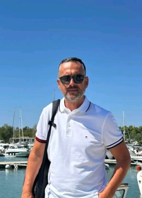 David Olivier из Yaoundé 43 года