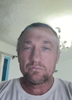 Василий, 47, Россия, Холмская