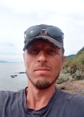 Александр из Хабаровска 49 лет