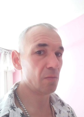Павел из Брянска 44 года