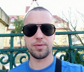Anton Volos, 33, Warsaw