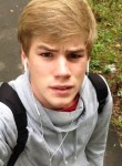 Максим, 19 лет