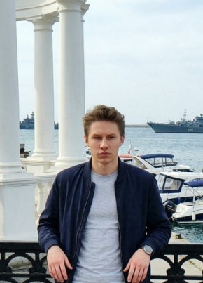 Дмитрий из Пскова 36 лет