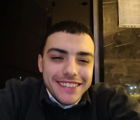 Aslan, 28, Alexandria