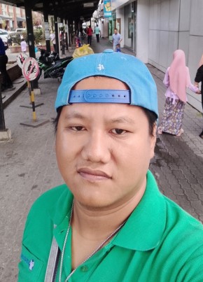 Sukri из Kota Kinabalu 18 лет